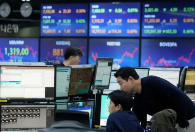 Τα μάκρο… δίχασαν τις ασιατικές αγορές