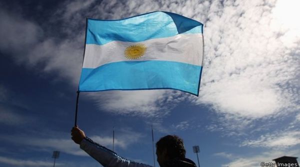 Η Αργεντινή εκδίδει 100ετες ομόλογο