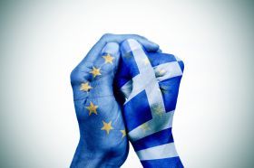 Οι... αστερίσκοι της έκθεσης της Κομισιόν για την Ελλάδα