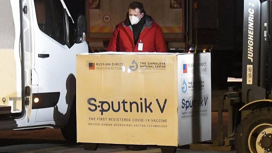 Η Σλοβακία πούλησε πίσω στη Ρωσία τα εμβόλια Sputnik V