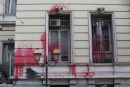 Επίθεση Ρουβίκωνα με μπογιές στη γαλλική πρεσβεία