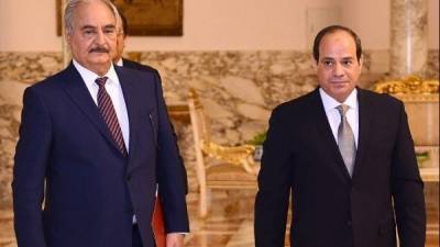 Αίγυπτος: Συνάντηση Σίσι-Χαφτάρ για την εξεύρεση λύσης στη Λιβύη