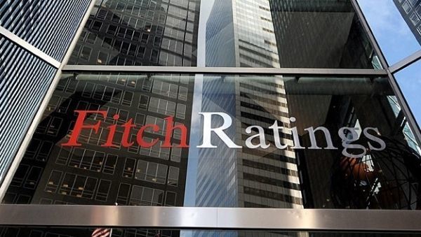 Δεν βλέπει συμφωνία πριν από 20 Ιουλίου η Fitch Ratings
