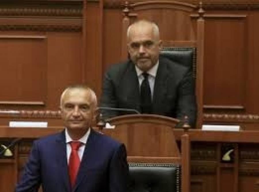 Κλιμακώνεται η ένταση στην Αλβανία - Δημοψήφισμα ζητά ο Μέτα