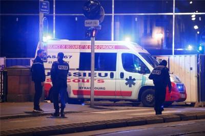 Τρεις νεκροί και ένδεκα τραυματίες στο κέντρο του Στρασβούργου!