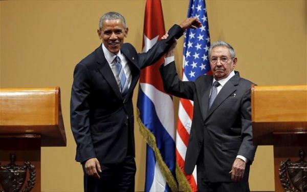 Κάστρο: «Άρση του εμπάργκο» - Ομπάμα: «Οι Κουβανοί αποφασίζουν»