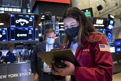 Πτωτικό γύρισμα για τη Wall Street - «Έλαμψε» ο χρυσός