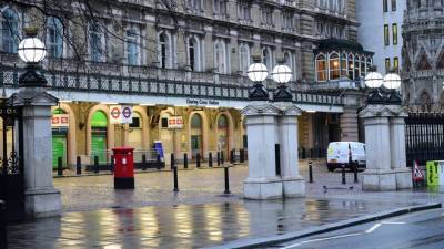 Λονδίνο: Εκκενώθηκε ο σταθμός Charing Cross λόγω απειλών για βόμβα
