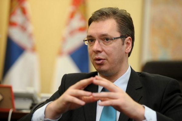 Ο Σέρβος πρωθυπουργός αυξάνει μισθούς και συντάξεις