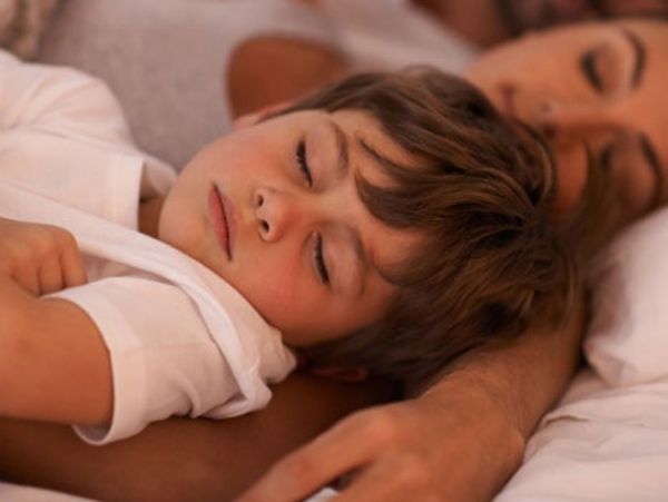 Το παιδί σας ξυπνάει τη νύχτα;10 συμβουλές για καλύτερο ύπνο