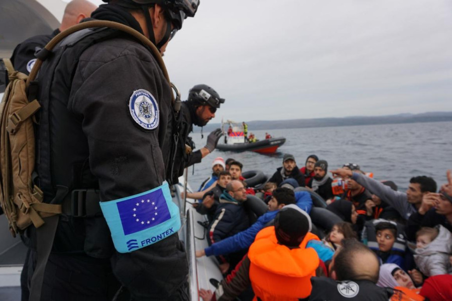 NYT: Η Frontex σκέφτεται να αποχωρήσει από την Ελλάδα