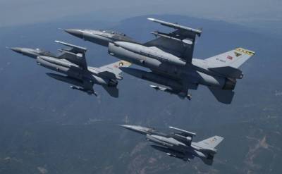 Μπαράζ παραβιάσεων του FIR από τουρκικά αεροσκάφη