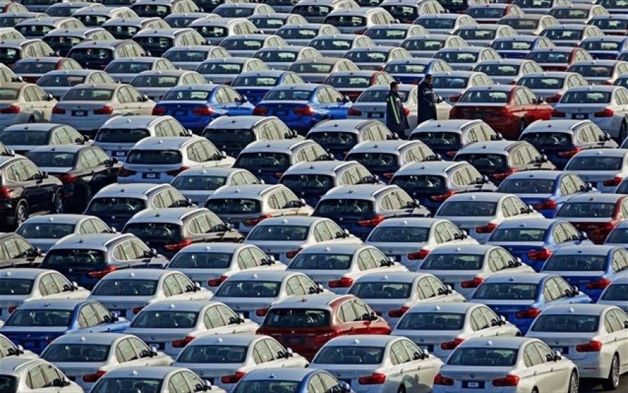 Εκτιμήσεις για «βουτιά» 25% στις ευρωπαϊκές πωλήσεις αυτοκινήτων