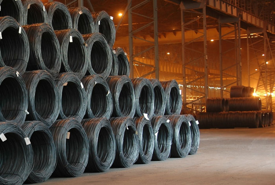 Αυξήθηκαν οι επενδύσεις στη βιομηχανία σιδήρου και χάλυβα
