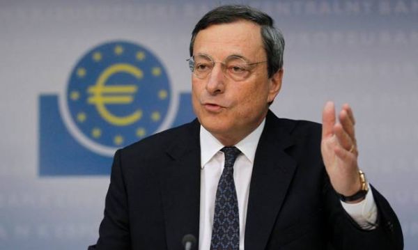 Ντράγκι: Δεν είναι δουλειά της ΕΚΤ να ρυθμίσει το bitcoin