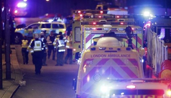 Η τρομοκρατία «ξαναχτυπά» τη Βρετανία-Nεκροί και δεκάδες τραυματίες σε νέα νύχτα τρόμου