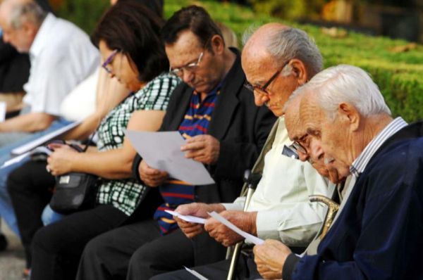 Έγγραφο-βόμβα του ΕΦΚΑ αφήνει στον «αέρα» 150.000 συνταξιούχους
