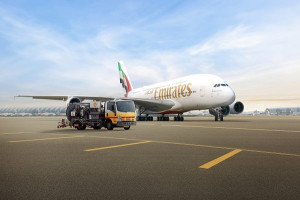 «Συμμαχία» Emirates-Shell για την προμήθεια βιώσιμου αεροπορικού καυσίμου