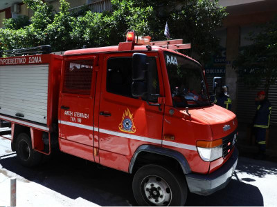 Αναζωπύρωση της πυρκαγιάς στο Σχιστό- Νέος συναγερμός στην Πυροσβεστική