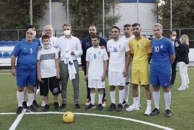 Την Εθνική Ομάδα Ποδοσφαίρου Τυφλών επισκέφθηκε ο Μητσοτάκης
