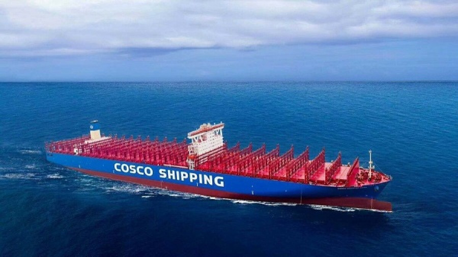 Cosco: Παραγγελίες για 12 γιγάντια πλοία που κινούνται με μεθανόλη
