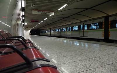 Μέτρα προστασίας για τον κοροναϊό ζητούν οι εργαζόμενοι στο μετρό