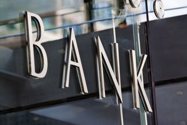 Τράπεζες: Περιμένουν επιστροφές καταθέσεων για να ανοίξει η κάνουλα δανείων