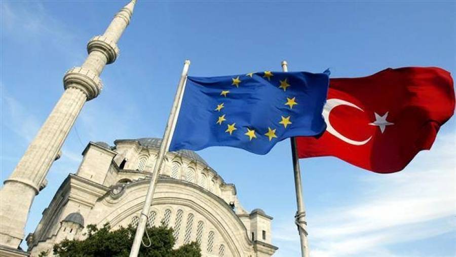 Έκθεση της Κομισιόν βλέπει την Τουρκία να... απομακρύνεται