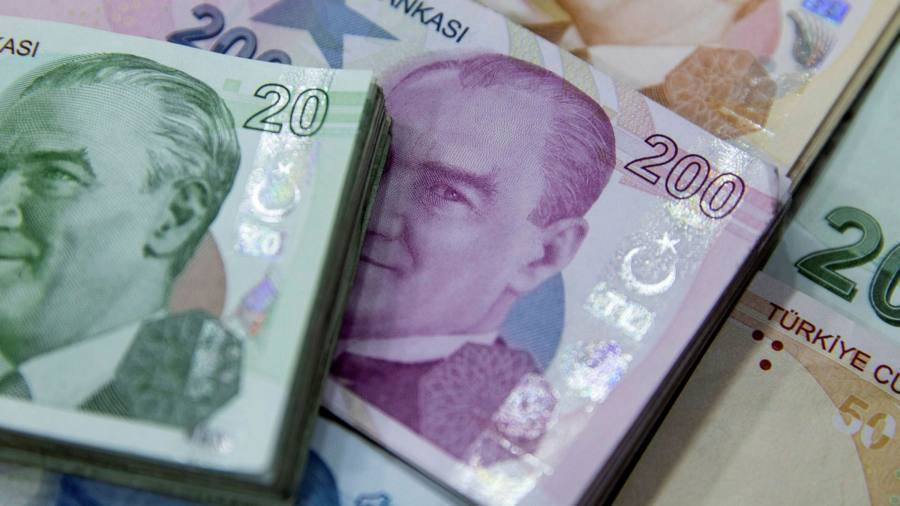 «Βυθίζεται» η τουρκική λίρα-Νέα ιστορική «βουτιά» έναντι δολαρίου και ευρώ