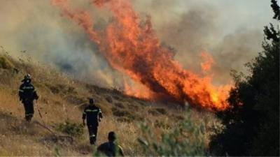 Πυρκαγιές σε εξέλιξη σε Κιλκίς και Θεσπρωτία