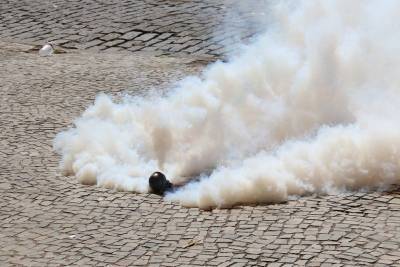 ΕΛΑΣ: Προς απόσυρση τα ληγμένα δακρυγόνα