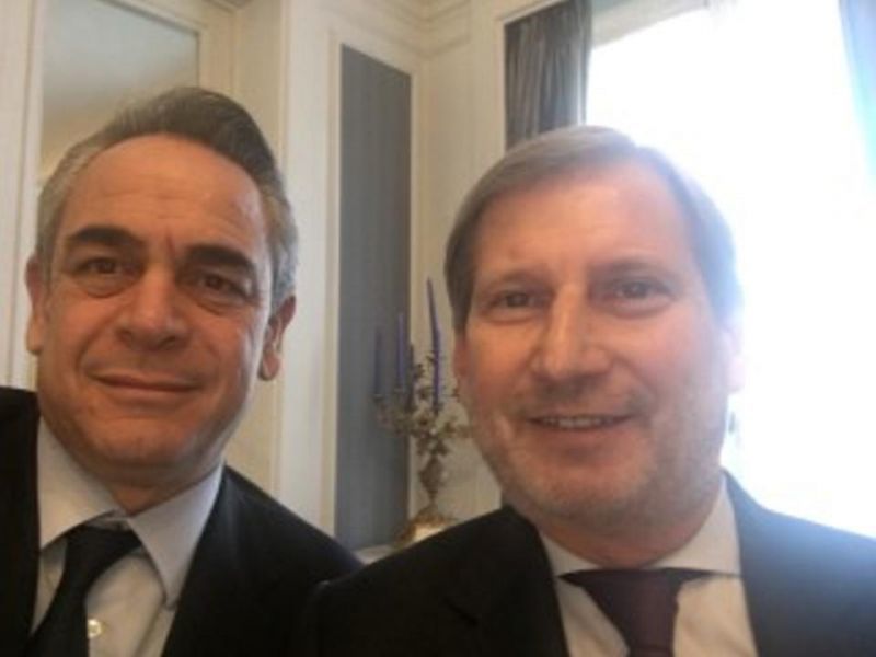 Μίχαλος: Συνάντηση με τον Επίτροπο Ευρωπαϊκής Πολιτικής Γειτονίας και Διαπραγματεύσεις