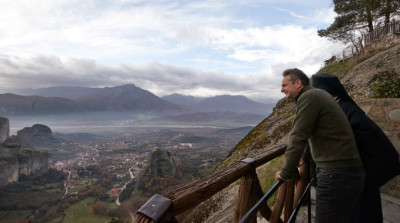 Ο Μητσοτάκης παίρνει τα βουνά και μάλλον «κληρώνει» για αλλαγές στην κυβέρνηση