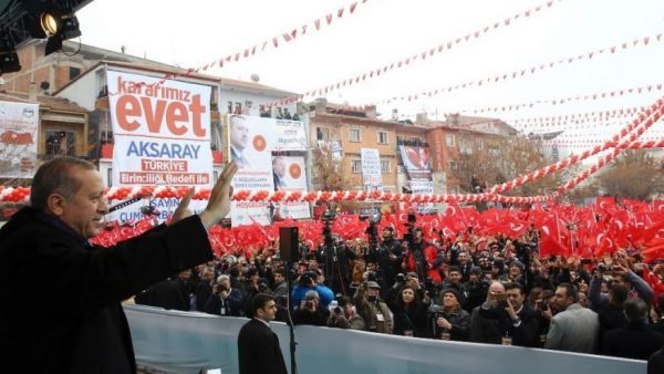 Δημοψήφισμα στην Τουρκία: Στα όρια του στατιστικού λάθους οι δημοσκοπήσεις