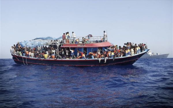 Στο λιμάνι της Πάτρας οι 117 μετανάστες που βρέθηκαν ανοιχτά των Παξών