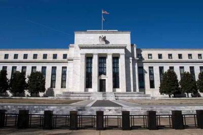 Fed: Δεν αλλάζει στρατηγική έως ότου επιτευχθούν οι οικονομικοί στόχοι