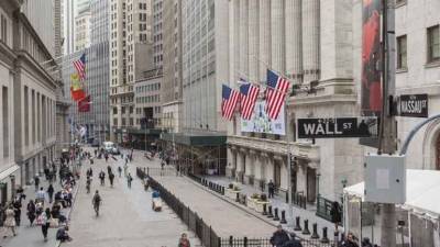 Wall Street: Μεικτές τάσεις μετά τα απογοητευτικά αποτελέσματα της Netflix
