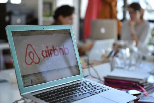 Τρεις άξονες δράσης για να αποφευχθεί η φούσκα από το Airbnb
