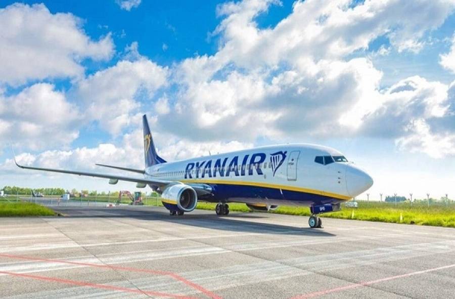 Σχέδιο της Ryanair για 3.000 απολύσεις και περικοπές μισθών 20%