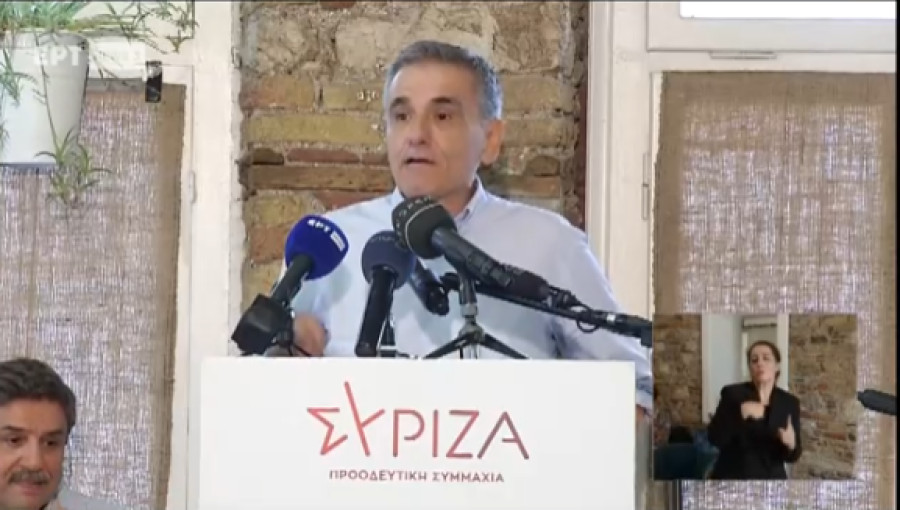 Τσακαλώτος: «Συνέχεια» του Τσίπρα, αλλά και «τομή» στον ΣΥΡΙΖΑ