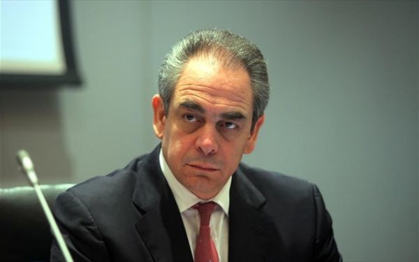 «Παράλογη και αναποτελεσματική» η απαίτηση της τρόικας για αύξηση ΦΠΑ, τονίζει ο Κ. Μίχαλος