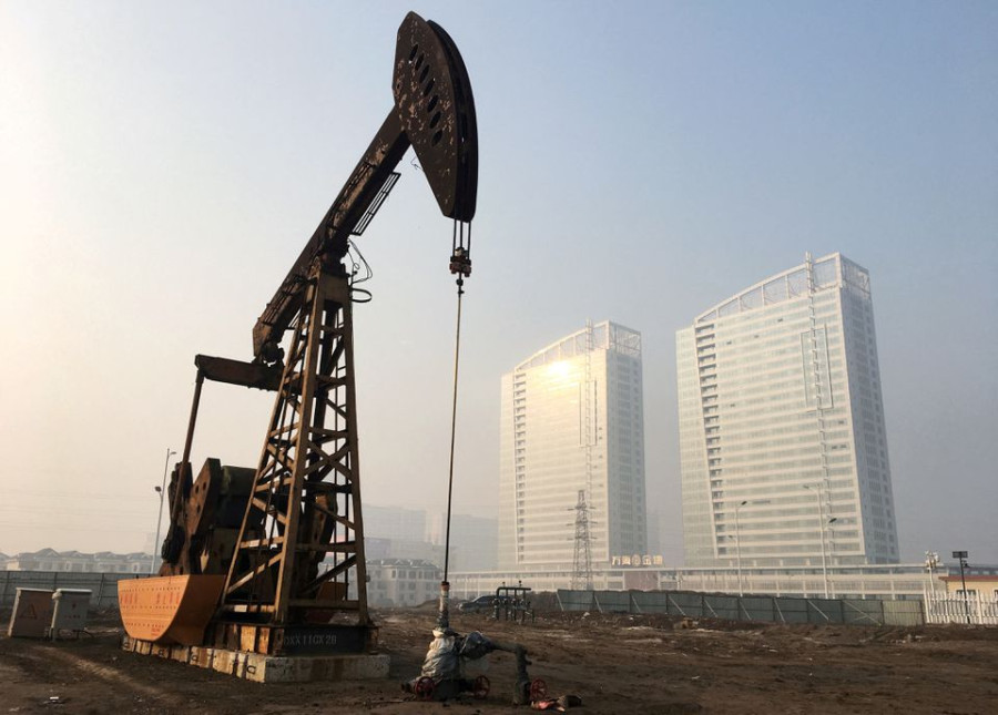 «Σκαρφαλώνει» σχεδόν 3% το πετρέλαιο-Μικρή ανάκαμψη για το φυσικό αέριο