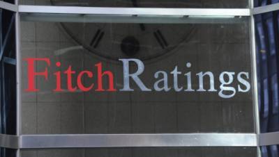 Fitch: «Χτύπημα» στις τράπεζες από τον κορονοϊό