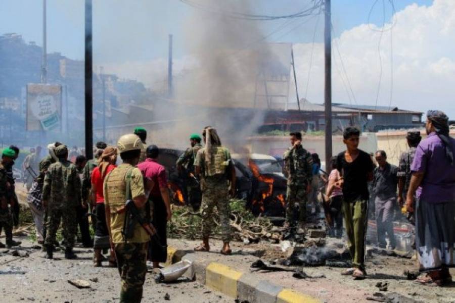 Βομβιστική επίθεση εναντίον αυτοκινητοπομπής στην Υεμένη- Τουλάχιστον 6 νεκροί