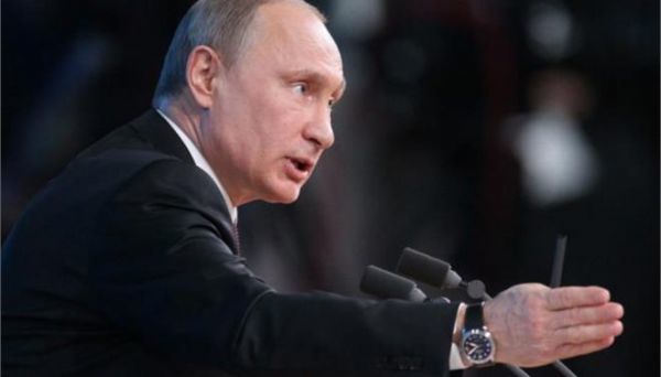 Πούτιν: Η ρωσική οικονομία ανακάμπτει, αλλά υπάρχουν και ανησυχητικές ενδείξεις