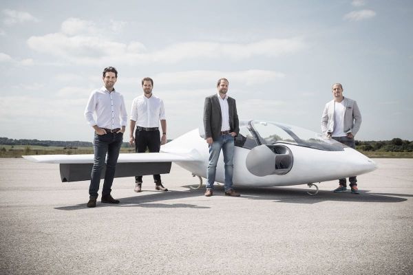 Lilium: Η γερμανική startup που φτιάχνει ηλεκτρικά αεροσκάφη ταξί