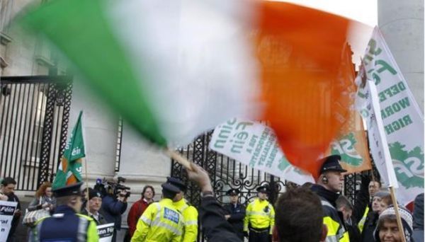Ιρλανδία: Επανέρχονται στα προ κρίσης επίπεδα οι μισθοί στο δημόσιο