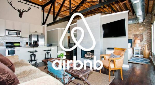 ΑΑΔΕ: Έρχεται η πλατφόρμα για όσους μισθώνουν ακίνητα μέσω Airbnb