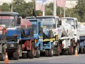 Δεν Πειθαρχούν στην Επίταξη οι Φορτηγατζήδες - Στις Ένοπλες Δυνάμεις η Τροφοδοσία της Χώρας!- Διασυρμός διεθνώς εν μέσω τουριστικής περιόδου