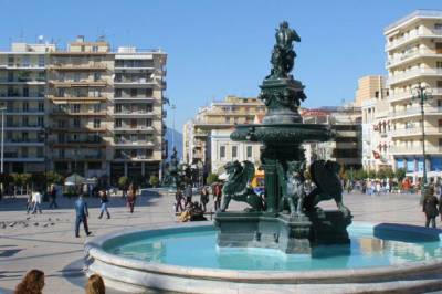 Λοιμωξιολόγοι: Σκληρό lockdown σε Αχαΐα, Εύβοια- «Ως έχει» η Θεσσαλονίκη